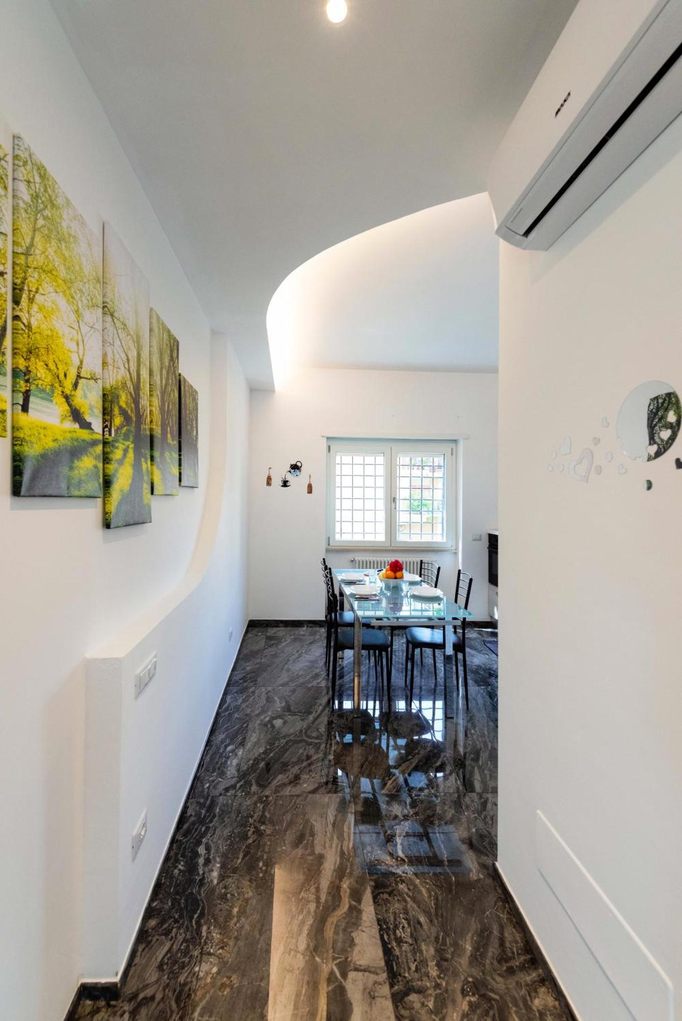 Home Big Crire At 724 Rome Exterior photo